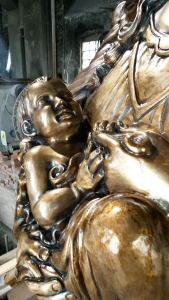 Madonna in bronzo - casellatura e imballo - Fonderia Marinelli